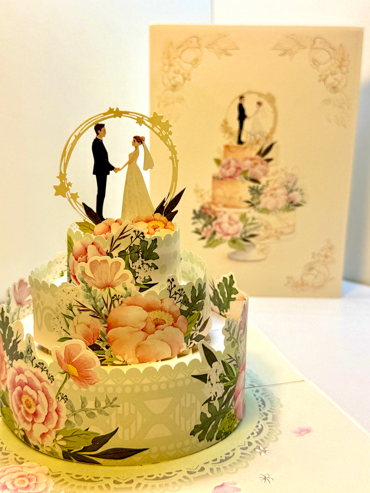 Elegant Floral Wedding Cake with Bride & Groom Origami Pop Cards 3D Pop Up Greeting Card Happy Halloween Best Wishes Blank Card Fun Party Cheer Gift Happy Holidays Thank You Handmade Celebrate the Special Day