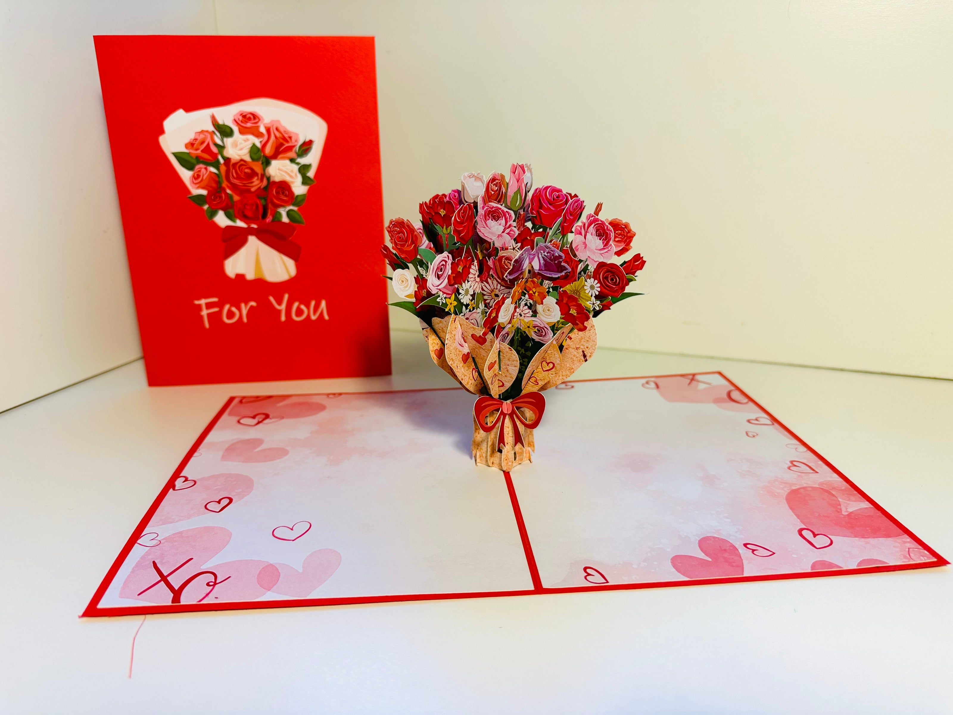 Pink & Red Rose Flower Bouquet Origami Pop Cards 3D Pop Up Greeting Card Happy Birthday Thank You Handmade Gift Thinking of You Blank Card for Any Occasion Happy Mother's Day Happy Father's Australiana Celebrate