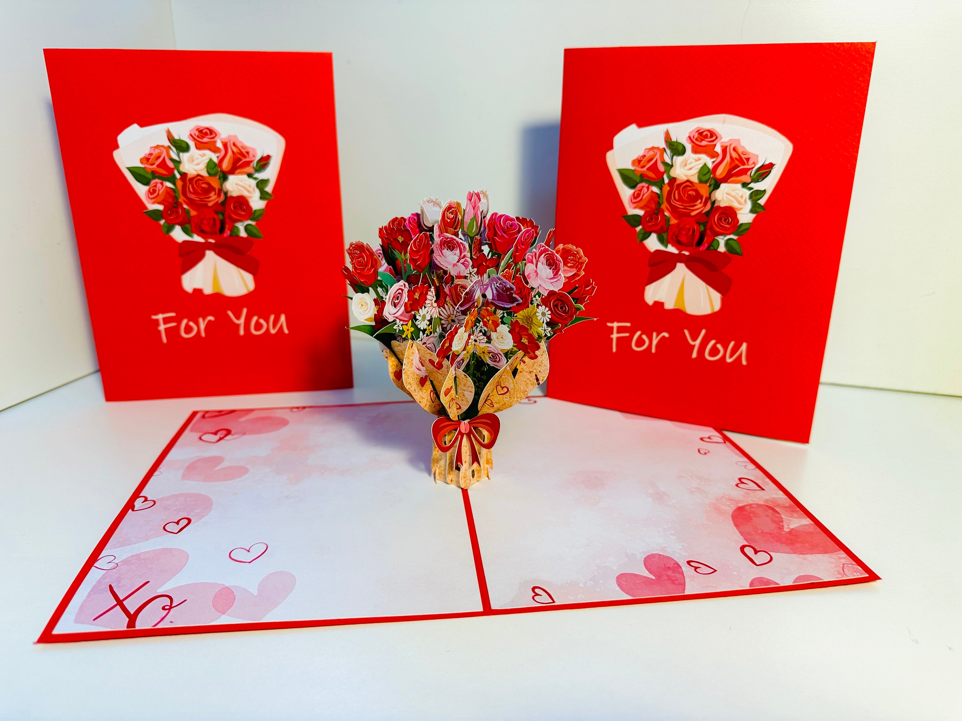 Pink & Red Rose Flower Bouquet Origami Pop Cards 3D Pop Up Greeting Card Happy Birthday Thank You Handmade Gift Thinking of You Blank Card for Any Occasion Happy Mother's Day Happy Father's Australiana Celebrate