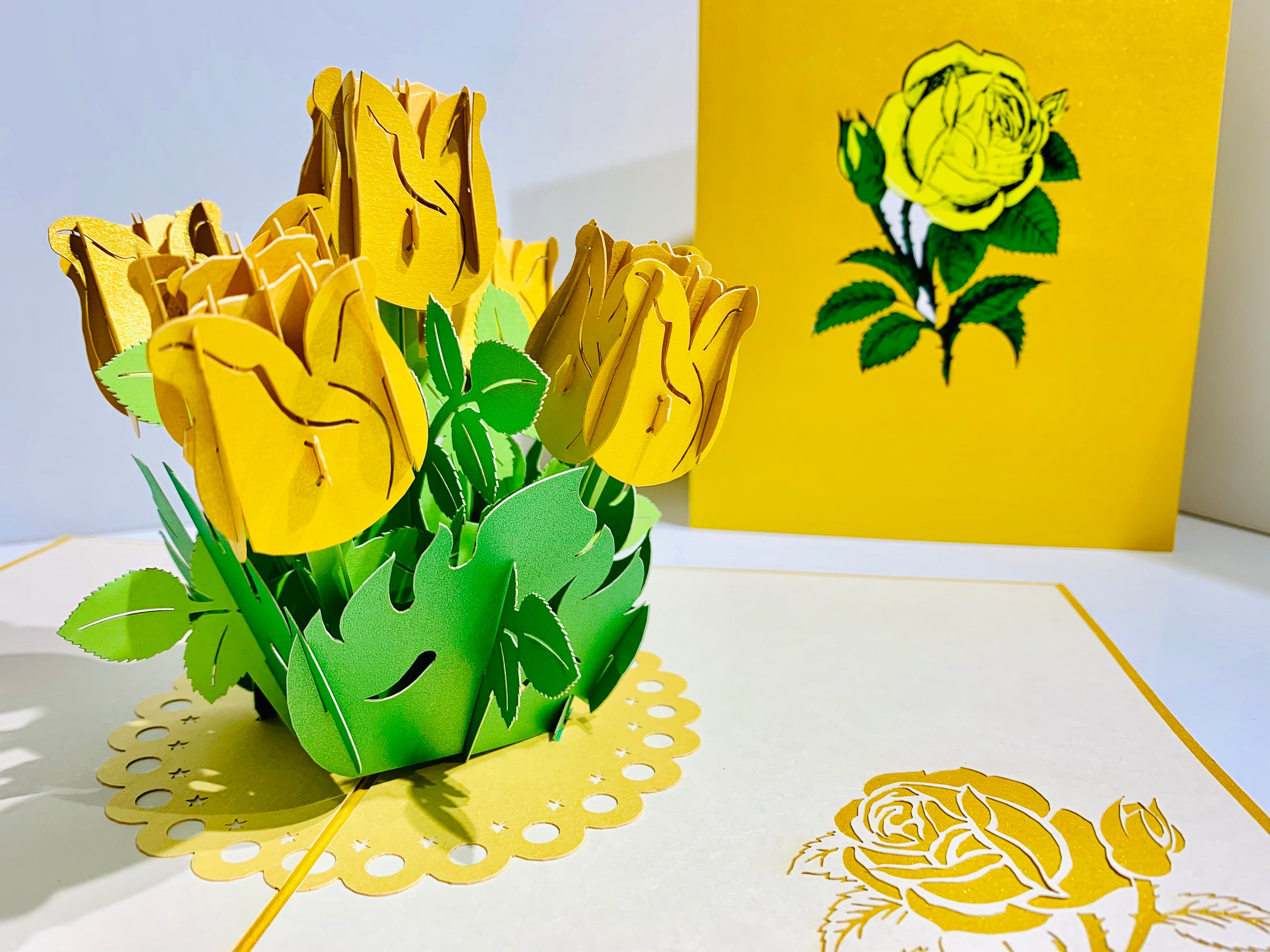 Yellow Rose Bouquet Pop Up Card - Classic & Chic Collection Origami Pop Cards 3D Pop Up Greeting Card Happy Birthday Thank You Handmade Gift Thinking of You Blank Card for Any Occasion Happy Mother's Day Australiana Celebrate the Beauty