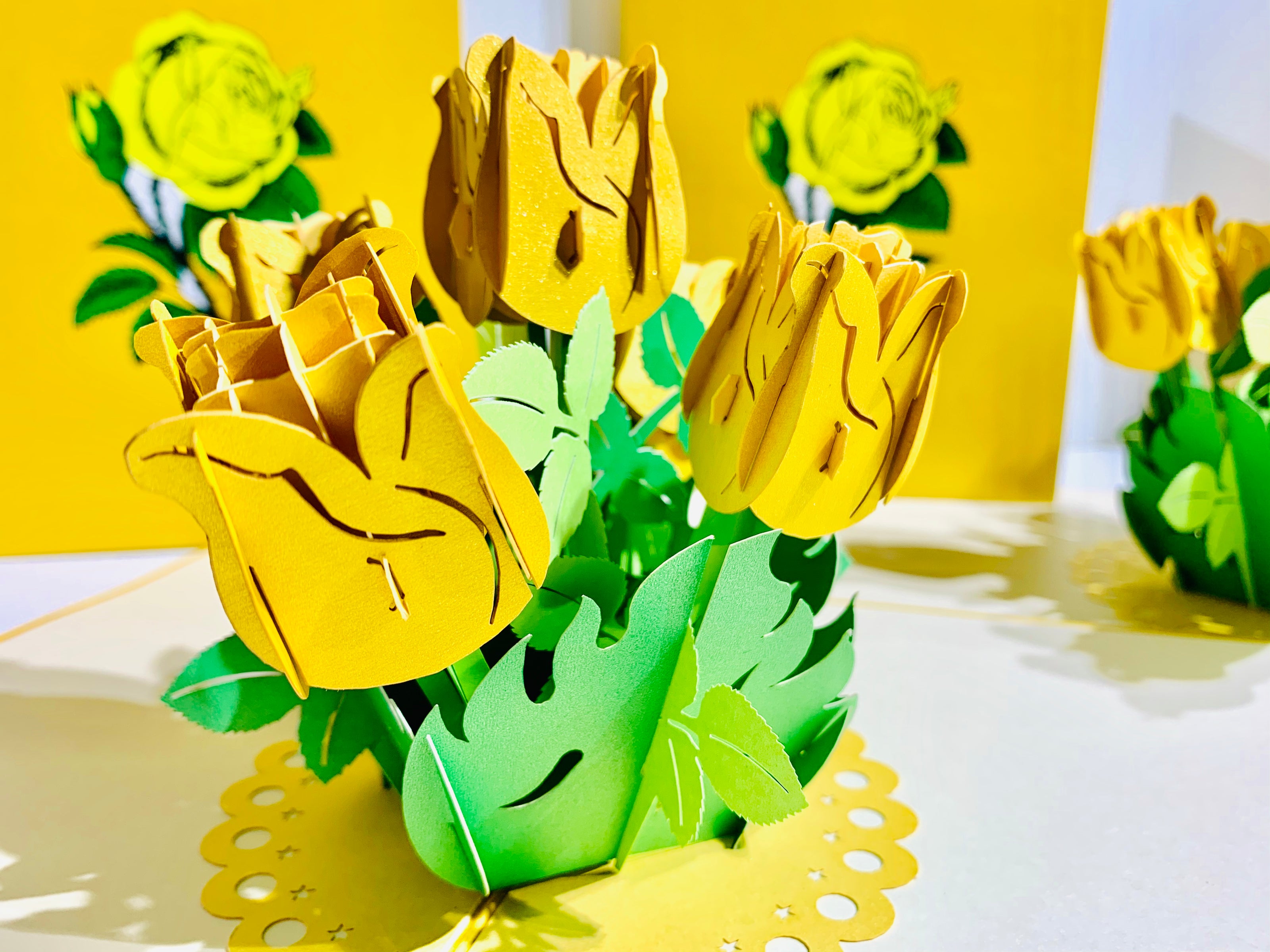 Yellow Rose Bouquet Pop Up Card - Classic & Chic Collection Origami Pop Cards 3D Pop Up Greeting Card Happy Birthday Thank You Handmade Gift Thinking of You Blank Card for Any Occasion Happy Mother's Day Australiana Celebrate the Beauty
