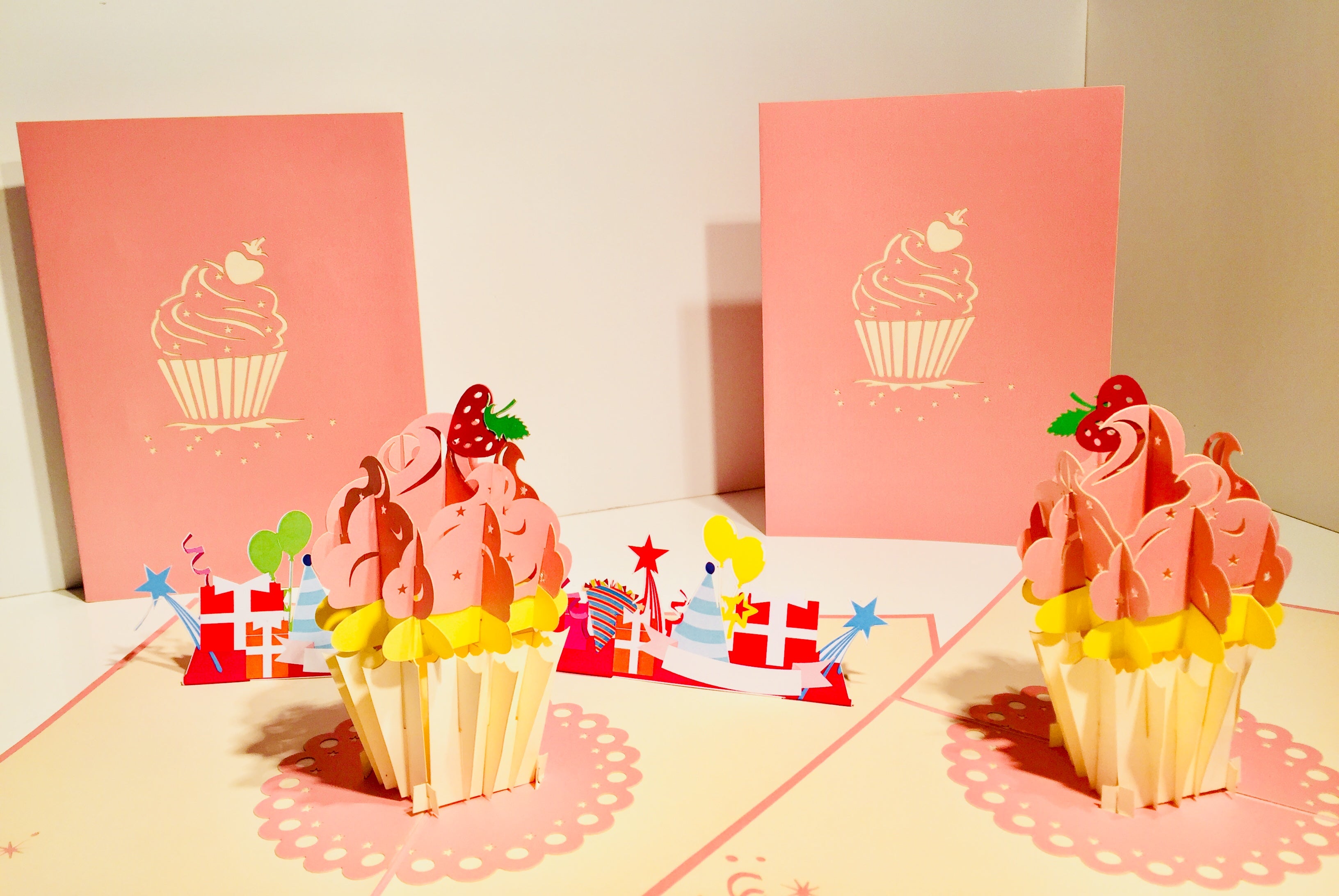 Giant Metallic Pink Cupcake Origami Pop Cards 3D Pop Up Greeting Card Thank You Handmade Gift Thinking of You Happy Birthday Occasion Australiana Celebrate the Beauty and Happiness During Special Day Best Wishes Gift (Copy)