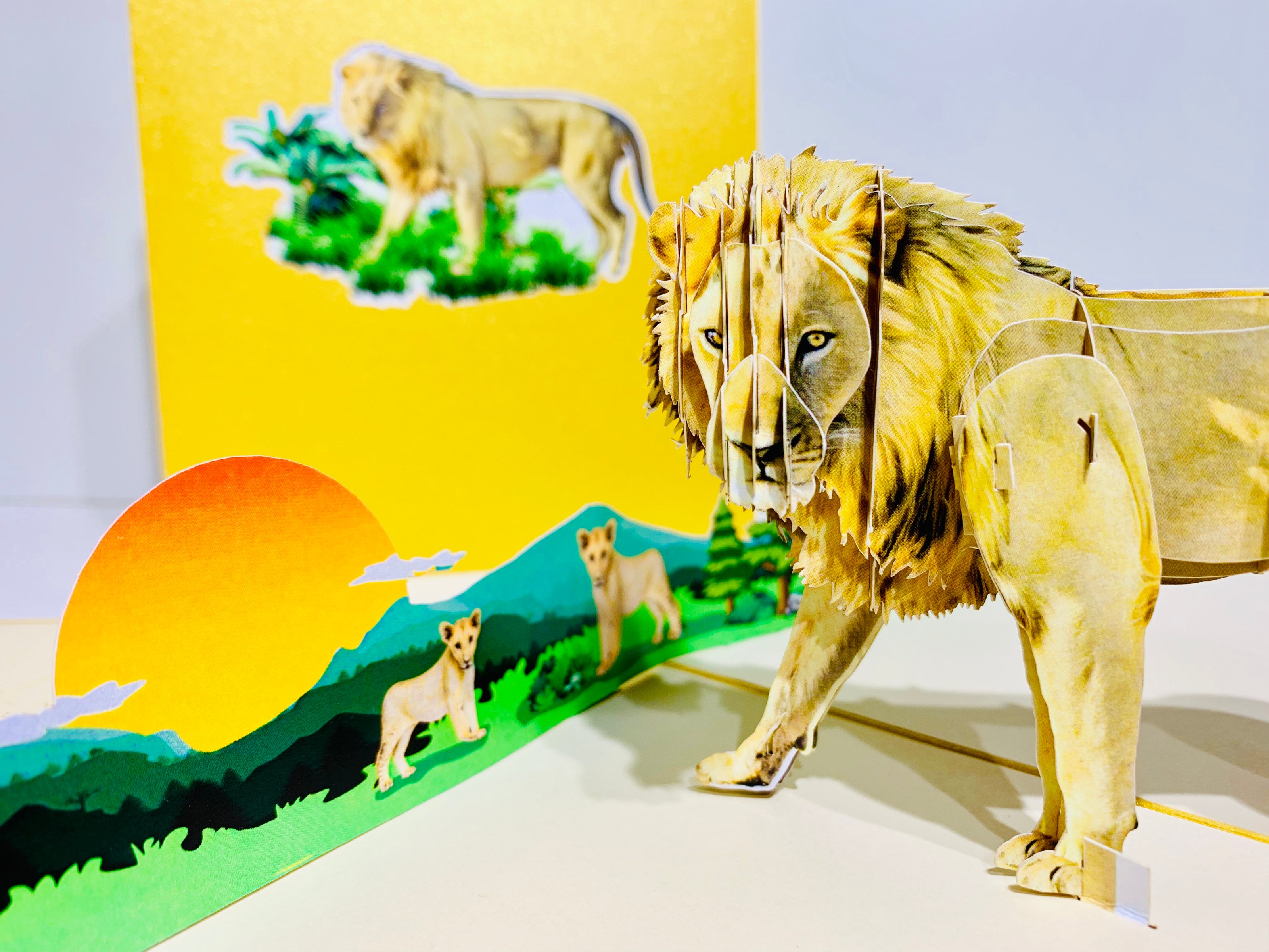 Lion - The King of the Jungle - Super Star Leo Origami Pop Cards 3D Pop Up Greeting Card Happy Birthday Thank You Handmade Gift Thinking of You Blank Card for Any Occasion Happy Mother's Day Happy Father's Australiana Celebrate the Beauty of Flower