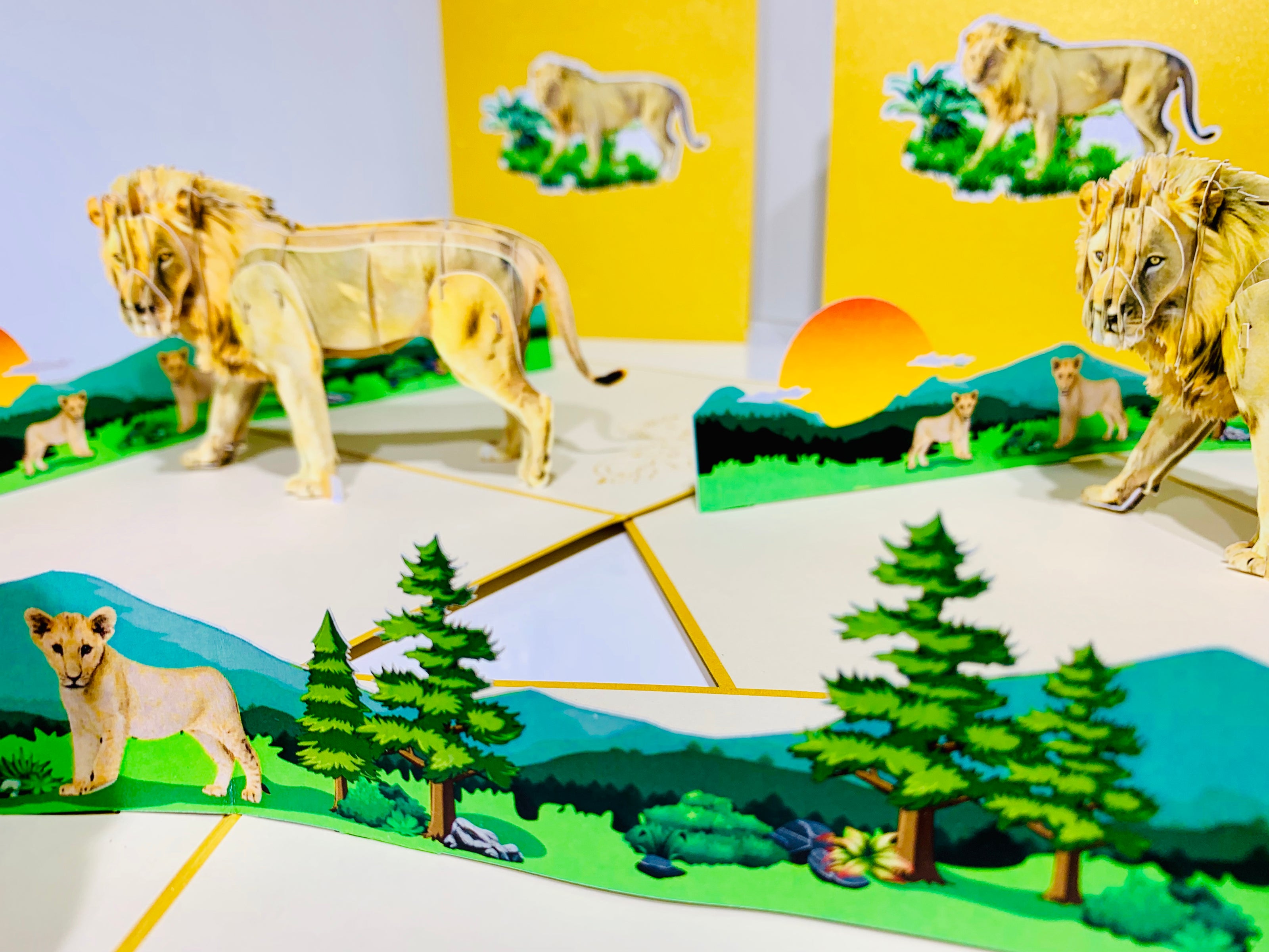 Lion - The King of the Jungle - Super Star Leo Origami Pop Cards 3D Pop Up Greeting Card Happy Birthday Thank You Handmade Gift Thinking of You Blank Card for Any Occasion Happy Mother's Day Happy Father's Australiana Celebrate the Beauty of Flower