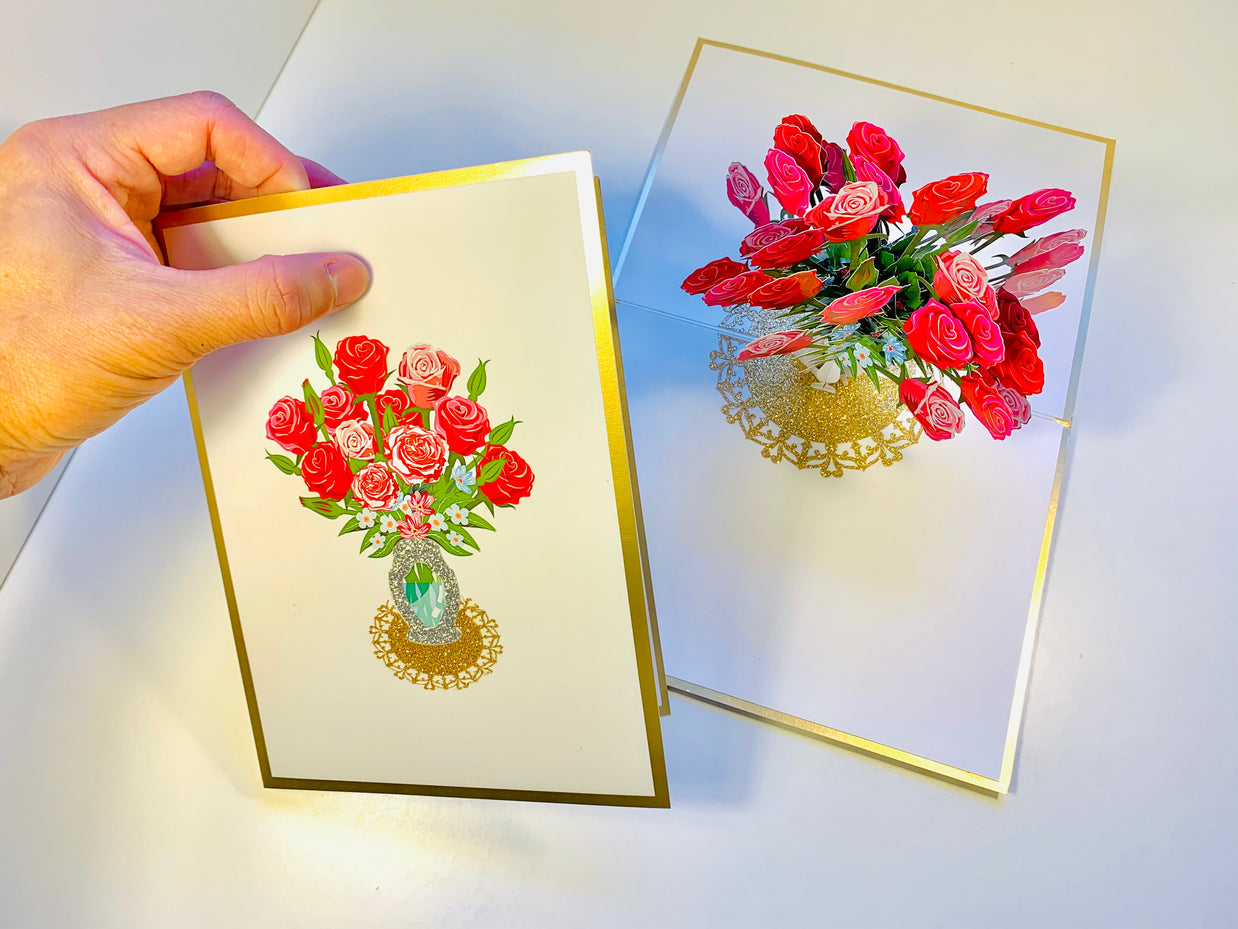 Luxury Sensational Bouquet of Red & Pink Roses in a Vase Embossed in Gold Origami Pop Cards 3D Pop Up Greeting Card Happy Birthday Thank You Handmade Gift Thinking of You Blank Card for Any Occasion Happy Mother's Day Happy Father's Australiana Romantic