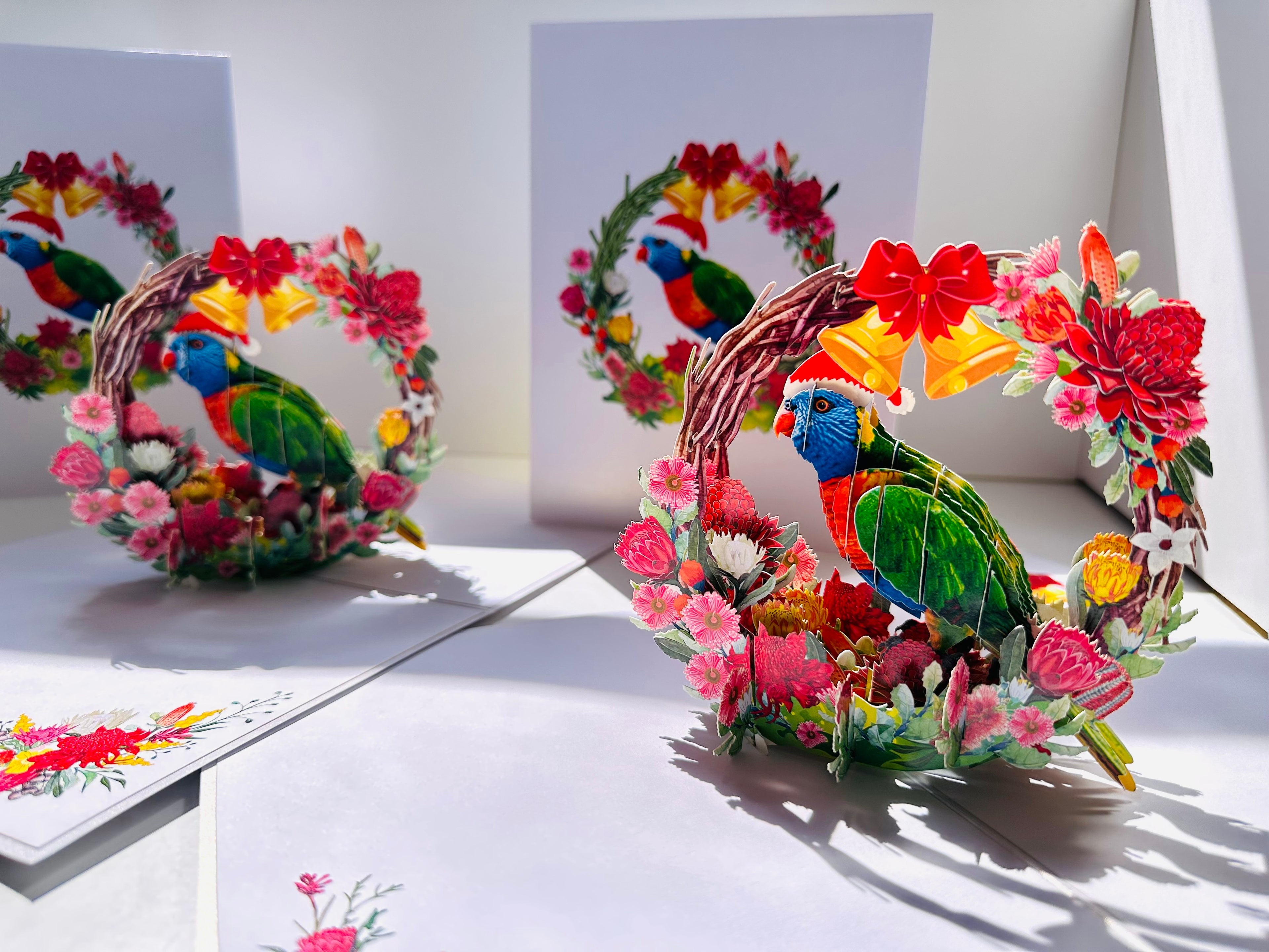 Merry Christmas Australian Bird Rainbow Lorikeet & Native Flower Wreath Origami Pop Cards 3D Pop Up Greeting Card Merry Christmas Thank You Handmade Best Wishes Blank Card Gift Happy Holidays Celebrate the Special Day Moment with Family and Friends