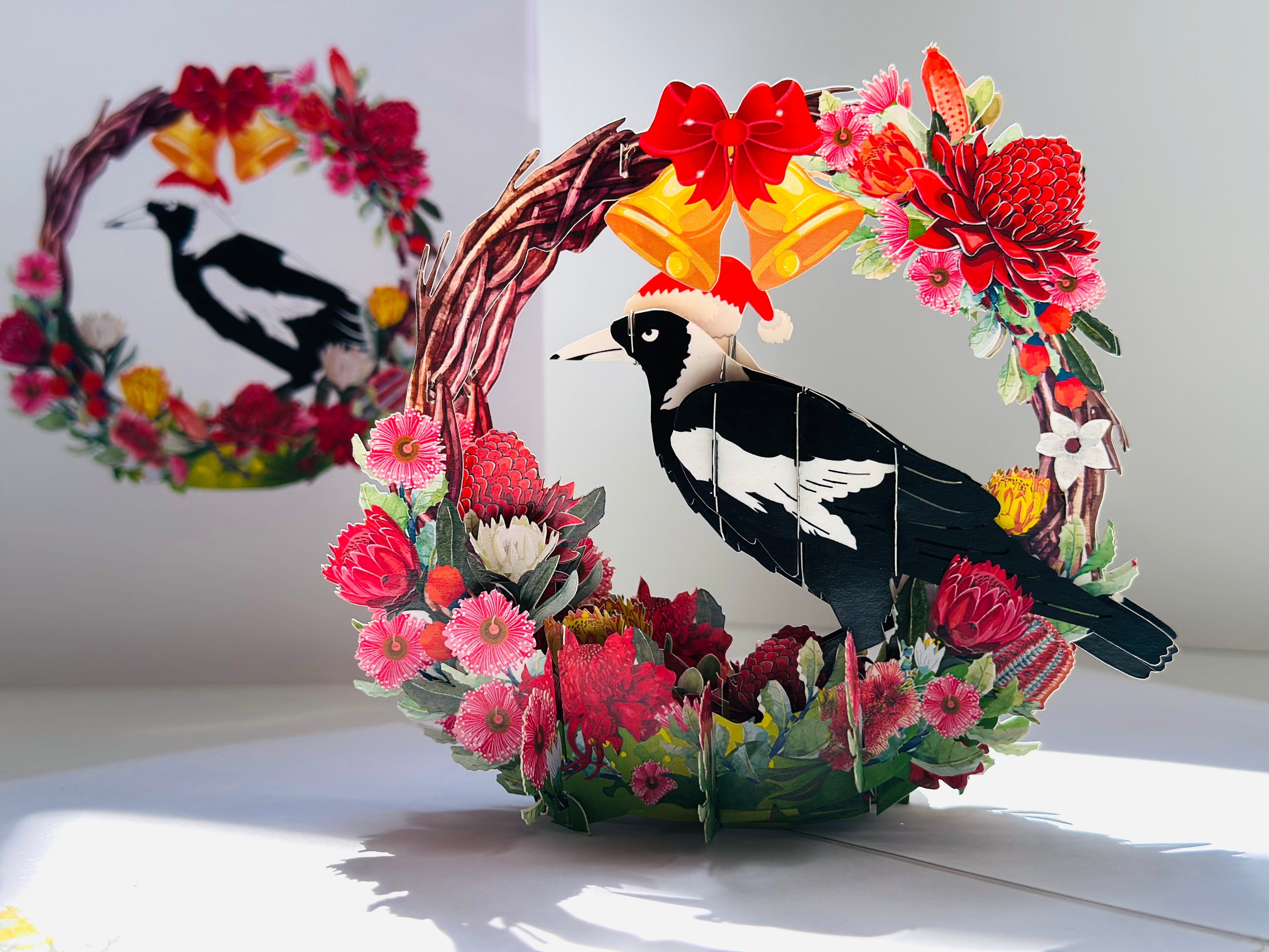 Merry Christmas Australian Magpie Bird & Native Flower Wreath Origami Pop Cards 3D Pop Up Greeting Card Merry Christmas Thank You Handmade Best Wishes Blank Card Gift Happy Holidays Celebrate the Special Day Moment with Family and Friends