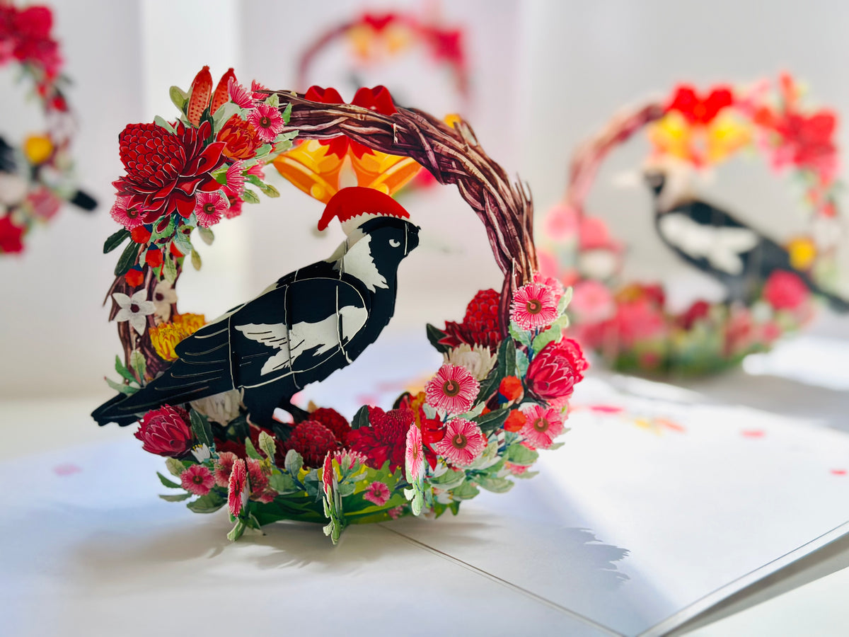 Merry Christmas Australian Magpie Bird & Native Flower Wreath Origami Pop Cards 3D Pop Up Greeting Card Merry Christmas Thank You Handmade Best Wishes Blank Card Gift Happy Holidays Celebrate the Special Day Moment with Family and Friends