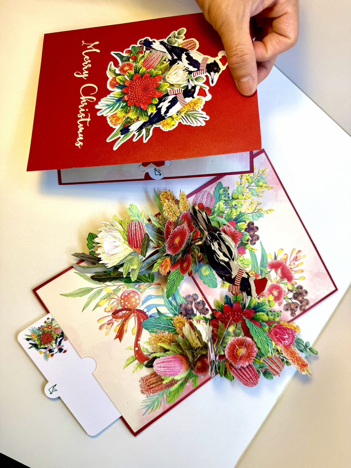 Merry Christmas Pair of Australian Magpies – Perfect Gift for Aussie Bird Lovers Origami Pop Cards 3D Pop Up Greeting Card Merry Christmas Thank You Handmade Best Wishes Gift Happy Holidays Celebrate the Special Day Moment with Family and Friends