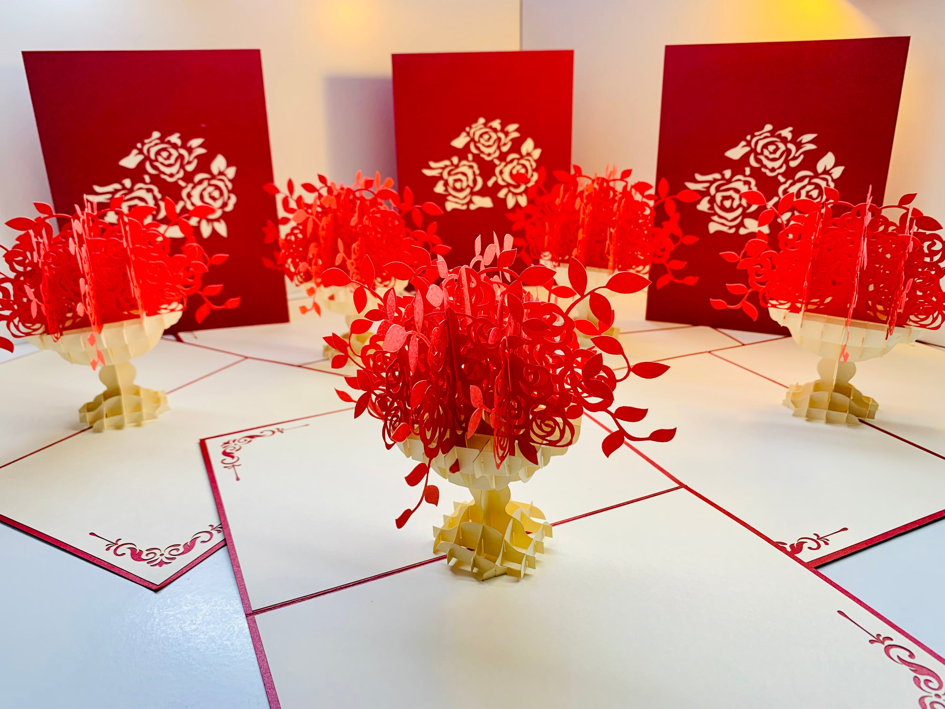 Red Rose Bouquet Flower Origami Pop Cards 3D Pop Up Greeting Card Happy Birthday Thank You Handmade Gift Thinking of You Blank Card for Any Occasion Happy Mother's Day Happy Father's Australiana Celebrate Romantic and Joyful Moments