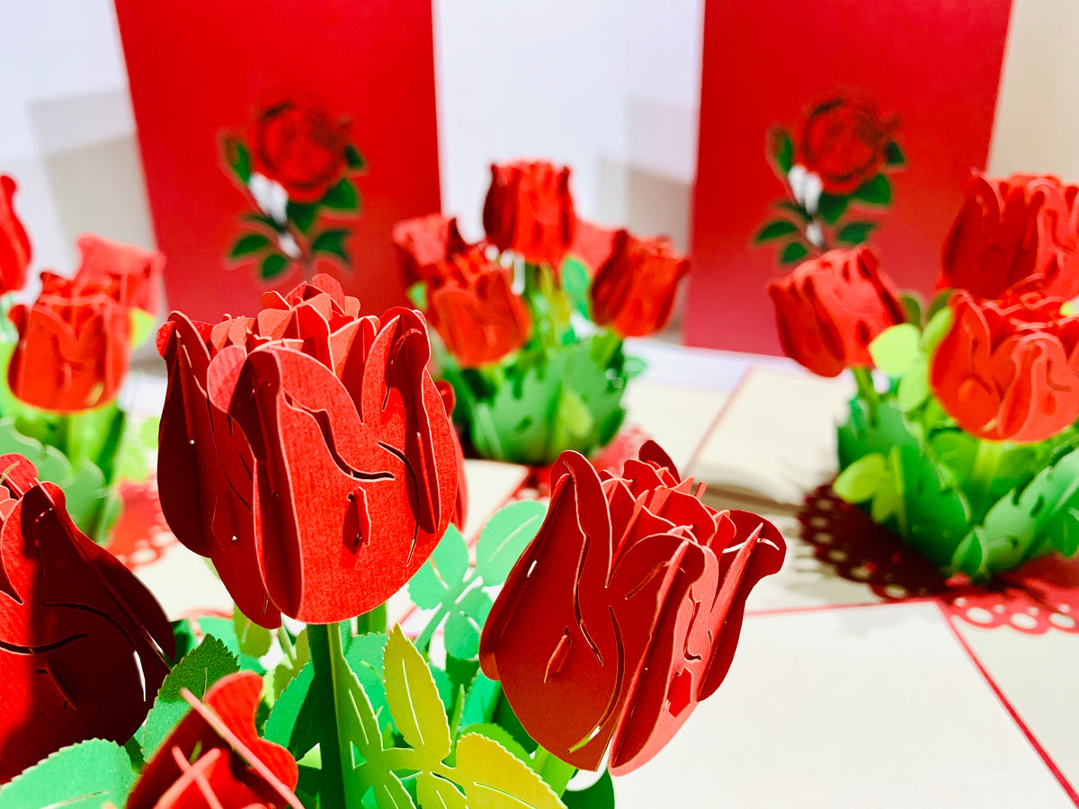 Red Rose Bouquet Pop Up Card - Classic & Chic Collection Origami Pop Cards 3D Pop Up Greeting Card Happy Birthday Thank You Handmade Gift Thinking of You Blank Card for Any Occasion Happy Mother's Day Australiana Celebrate the Beauty