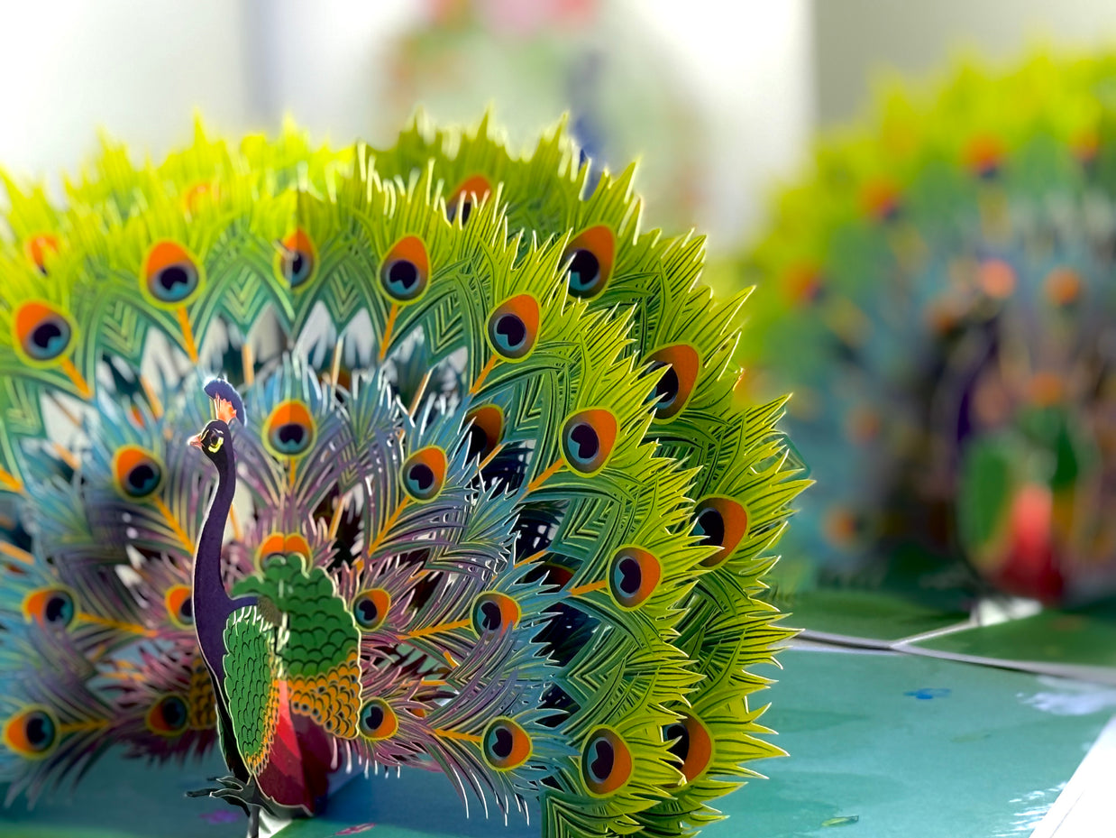Royal Blue Peacock on Green Grass Origami Pop Cards 3D Pop Up Greeting Card Best Wishes Happy Birthday Gift Thank You Handmade Best Wishes Blank Card for Any Occasion Happy Mother's Day Happy Father's Day Celebrate the Beauty Of Nature and Peacock
