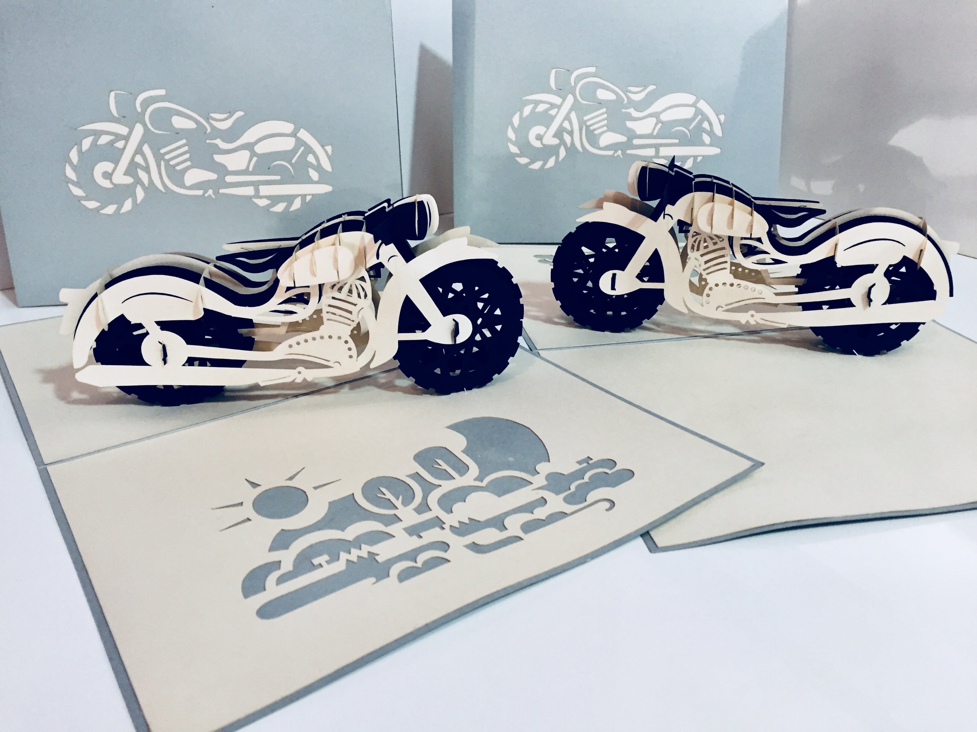 Silver Grey Black Classic Motorbike - Perfect for Happy Father's Day Origami Pop Cards 3D Pop Up Greeting Card Celebrate Happy Birthday Thank You Handmade Best Wishes Gift Thinking of You Blank Card for Any Occasion Happy Mother's Day Australiana